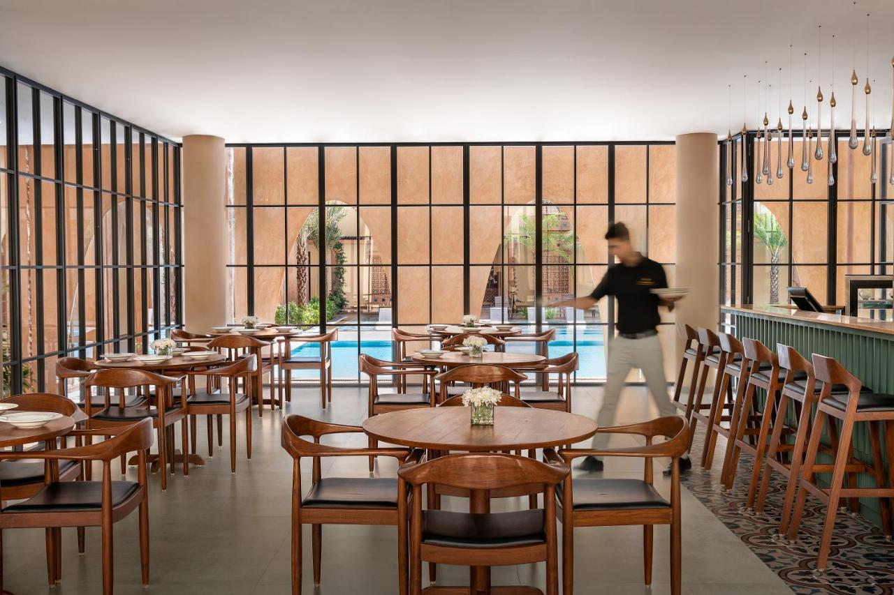 Time Square Resort & Spa Bhuj Bagian luar foto