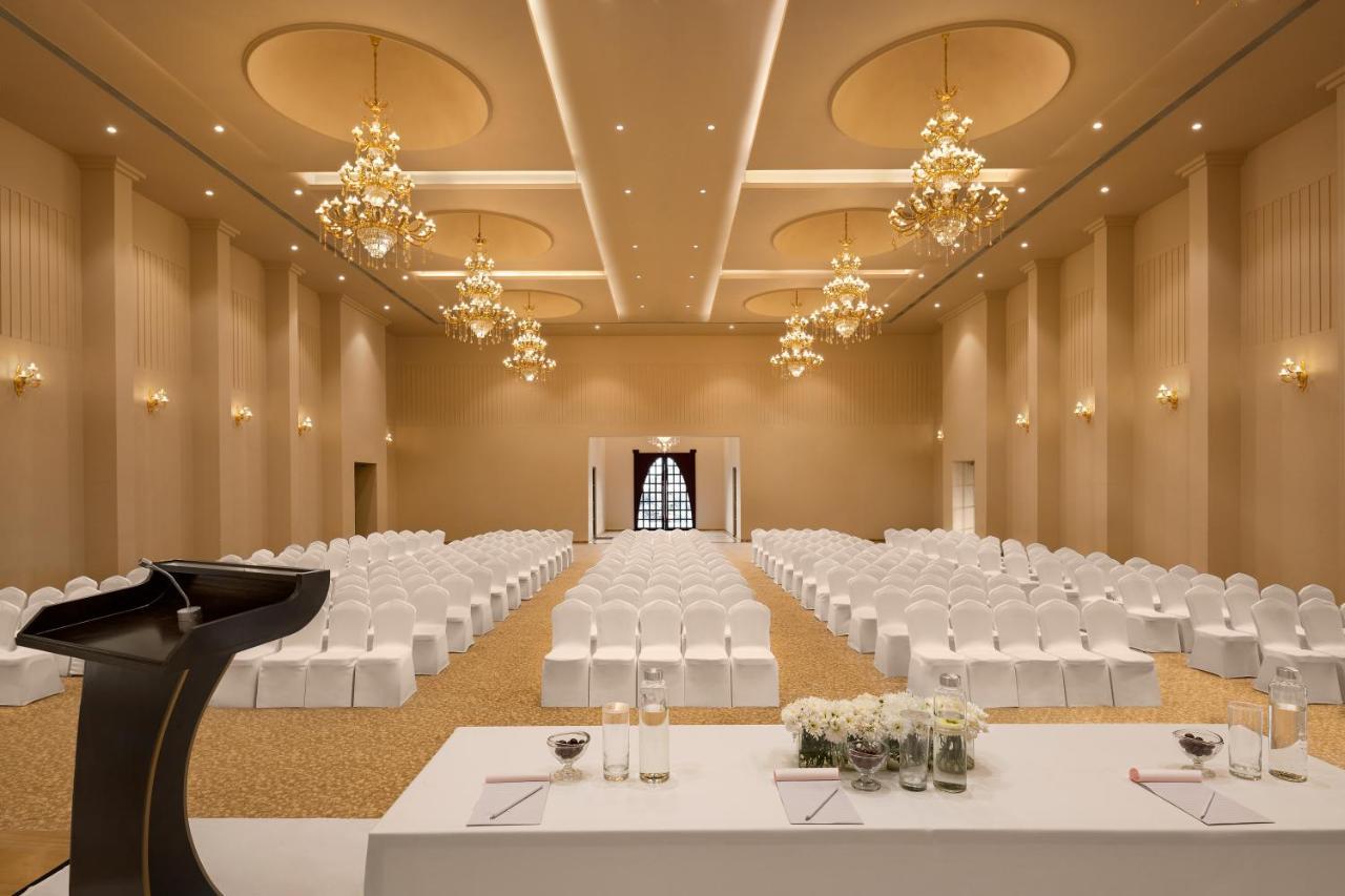 Time Square Resort & Spa Bhuj Bagian luar foto