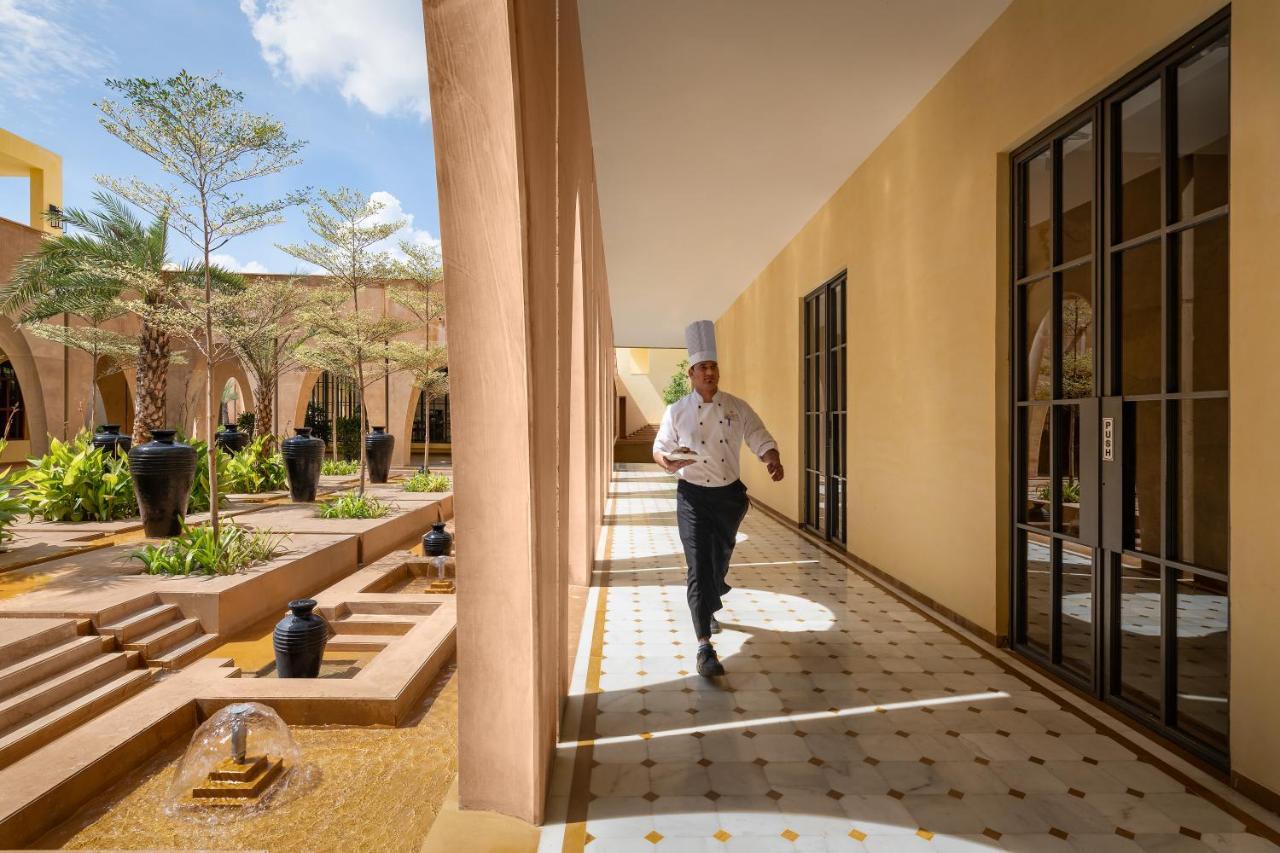 Time Square Resort & Spa Bhuj Bagian luar foto